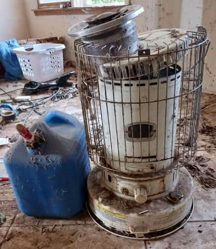Photo of free Kerosene Heater (Billy Graham & I-85) #1