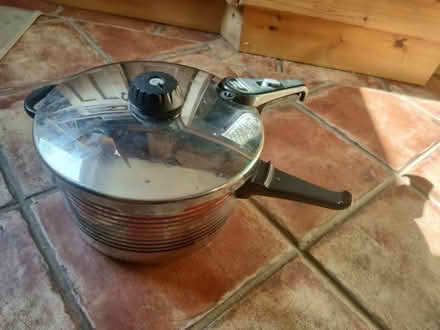Photo of free Large stovetop pressure cooker (Eaton NR4) #1