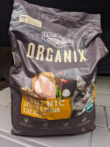 Photo of free Organix Dry Cat Food (North of HSU) #1