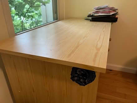 Photo of free desk (Ten mins from Cville downtown) #3