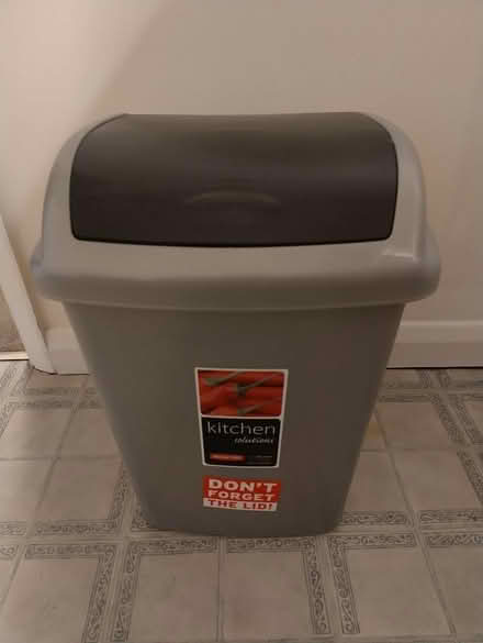 Photo of free Curver bin (Banbury OX16) #1