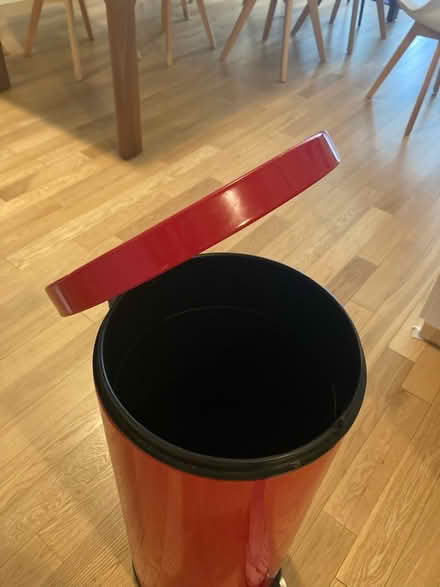 Photo of free Eko Brand Step-on Trash Can (Upper East Side (74th/1st)) #1