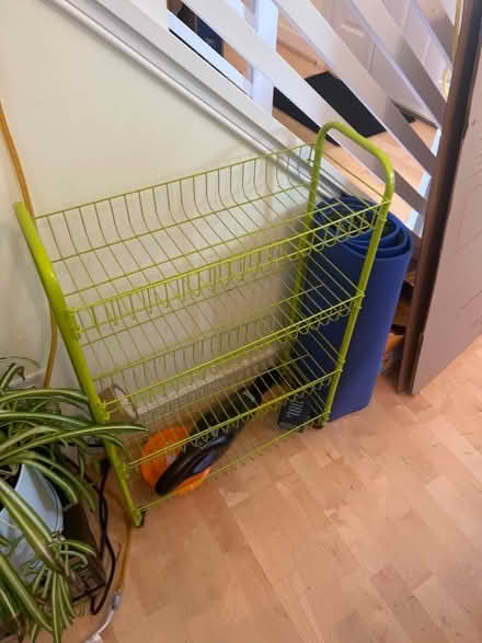 Photo of free Green shelf (Ten mins from Cville downtown) #1