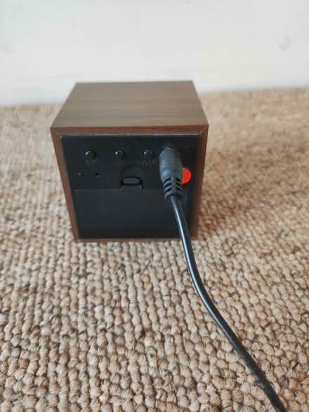Photo of free USB LCD Clock Thermometer Cube (Chingford, E4) #4