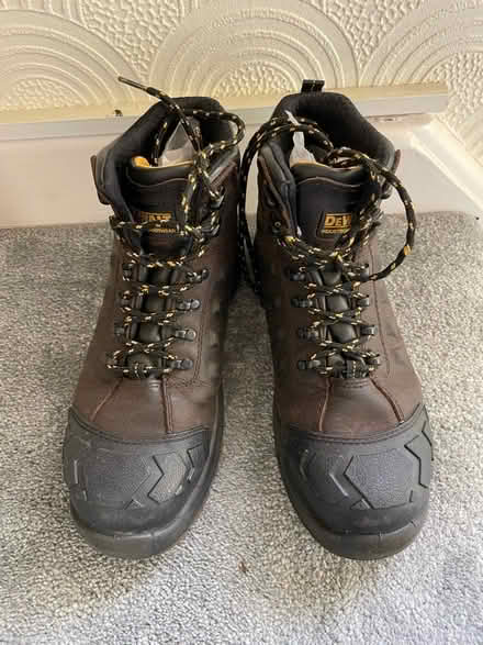 Photo of free DeWalt Safety Boots Siz 8 (Chigwell IG7) #2