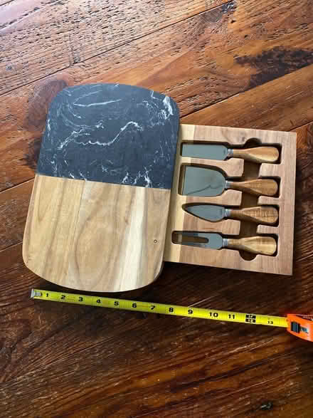 Photo of free Cheese board and utensils (woodley park) #1