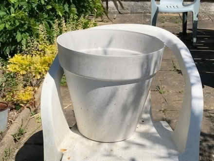 Photo of free Plant pot holder; mobile (PL5) #1