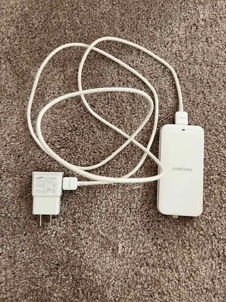 Photo of free Samsung Battery Charger (Ayer) #1