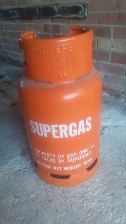 Photo of free Empty Supergas Gas Bottle (Hampreston BH21) #2