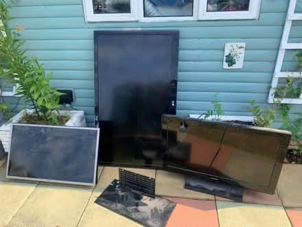 Photo of free TVs for parts (Cromer SG2) #1