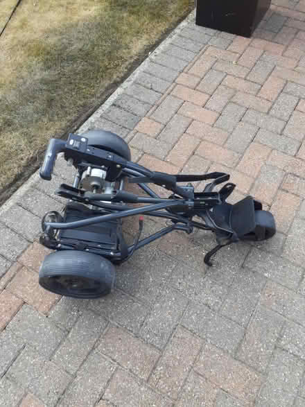 Photo of free Electric golf trolley (Morecambe LA4) #1