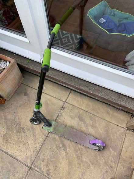 Photo of free Kids Scooter black/green (Heybridge CM9) #1