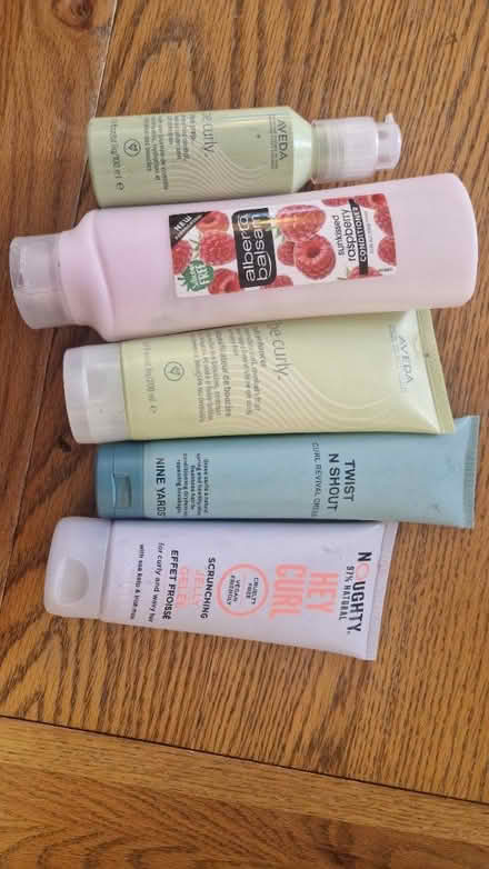 Photo of free Curly hair products (BS16) #1