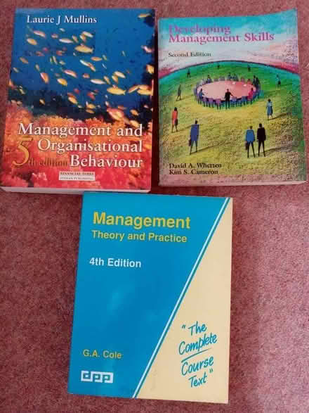 Photo of free 3 management books, editions from the 1990s (Glenury AB39) #1
