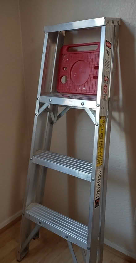 Photo of free aluminum ladder (near 237 in Sunnyvale) #1