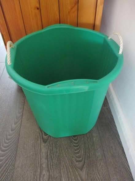 Photo of free Green Plastic Bin. (CT11) #2