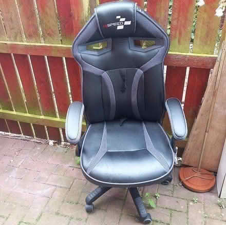 Photo of free Gaming chair (Gateshead Tyne and Wear NE10) #1