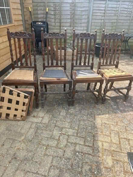 Photo of free Oak dining chairs (Waterlooville PO7) #1