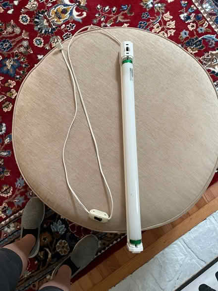 Photo of free 2’ fluorescent lamp fixture nonwork (Reading, off West st) #1