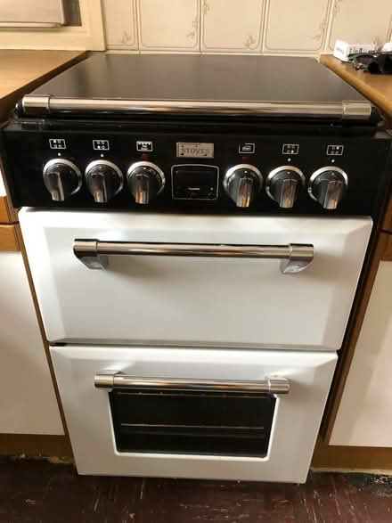 Photo of free Freestanding ‘Stoves’ Cooker (Sandy SG19) #2