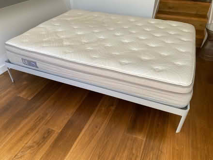 Photo of free Sleepnumber bed 2016 series (Phinney Ridge) #2