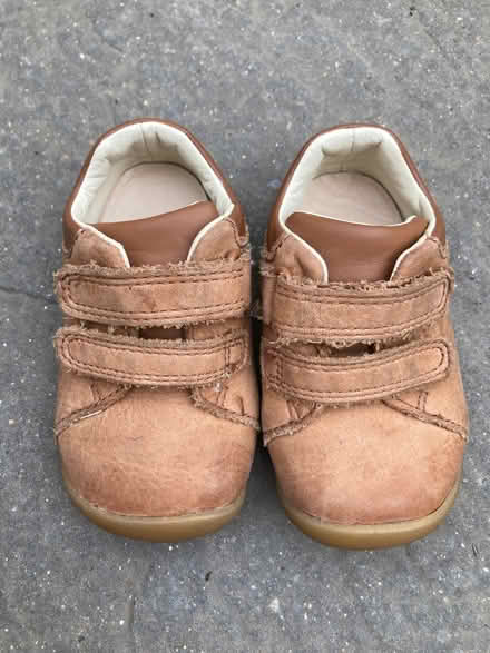 Photo of free 4H toddler shoes (RH12) #1