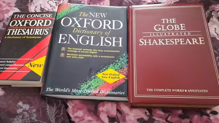 Photo of free English Dictionary/Thesaurus/Complete works of Shakespeare (Leasowe CH46) #1