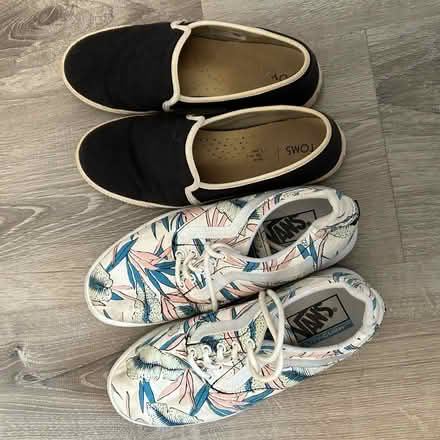 Photo of free Size 7 shoes (Belleville) #1