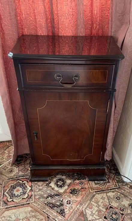 Photo of free Small cabinet (Bridgnorth WV15) #1