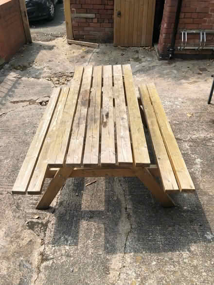 Photo of free Full size picnic bench (Fulwood road S10) #3