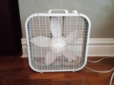 Photo of free Box fan (Morningside) #1