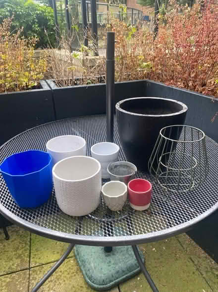 Photo of free Various plant pots (SE1 - bermondsey) #1