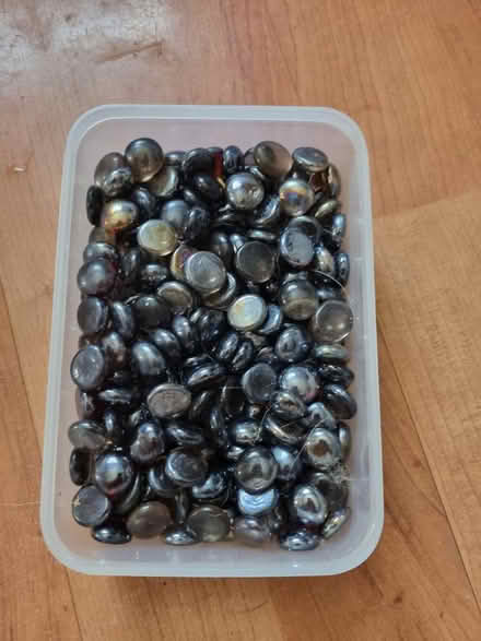 Photo of free Tub of decorative pepples (Hebburn NE31) #1