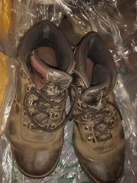 Photo of free Hiking boots (N19 archway) #1