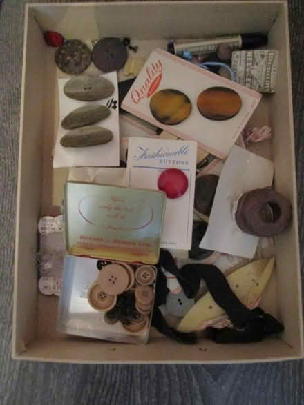Photo of free Vintage Buttons. (CT11) #2