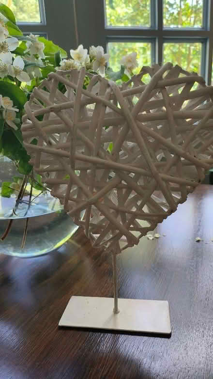 Photo of free White wicker heart decoration (Forest Hill) #2