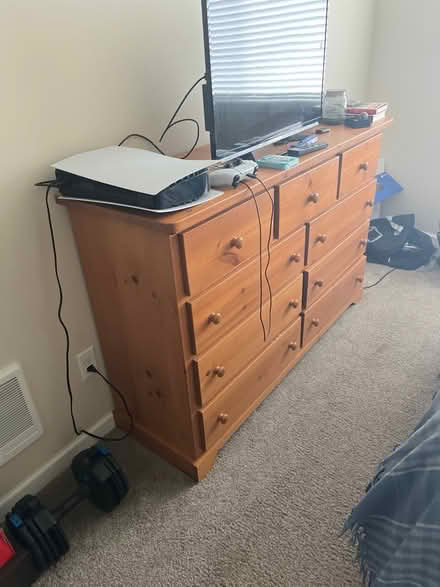 Photo of free Dresser (Hazel dell) #1