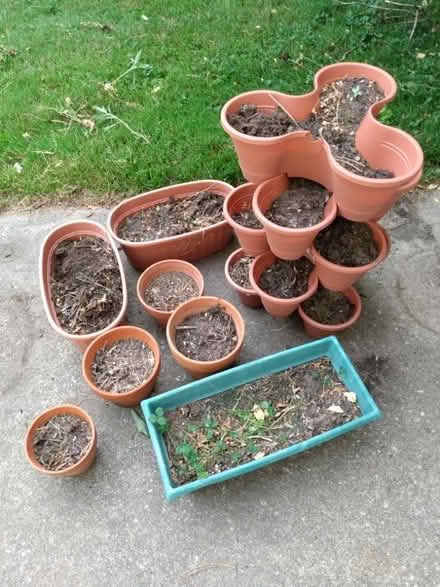 Photo of free Planters/planting pots (Northeast Fort Wayne) #1