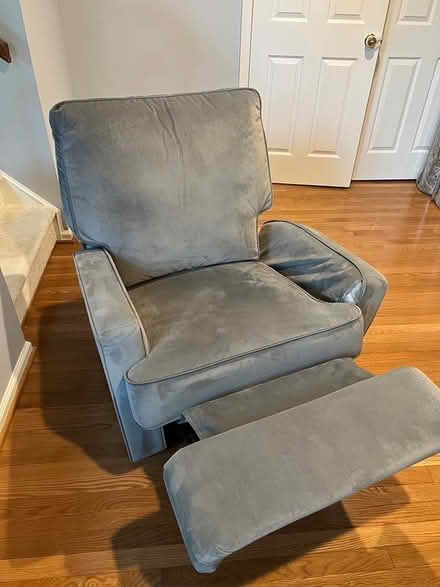 Photo of free Glider recliner w broken arm (Olney, MD) #2