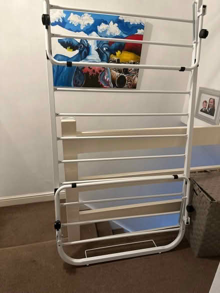 Photo of free Metal framed Trundle/ guest bed (Linslade/ Leighton Buzzard)