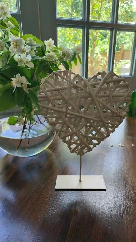 Photo of free White wicker heart decoration (Forest Hill) #1
