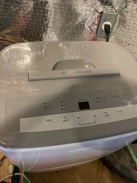 Photo of free Frigidaire humidifier (Vienna) #2
