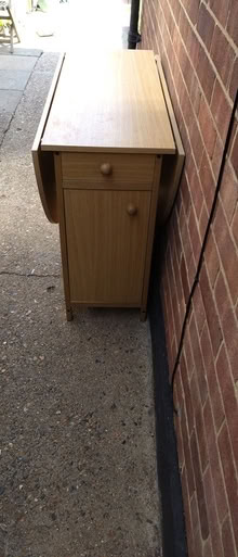 Photo of free Drop leaf large table (Fetcham surrey) #1