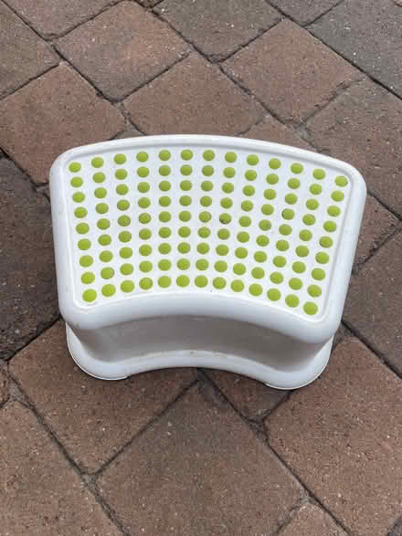 Photo of free Ikea stepping stool (Fairbrae EH11) #1