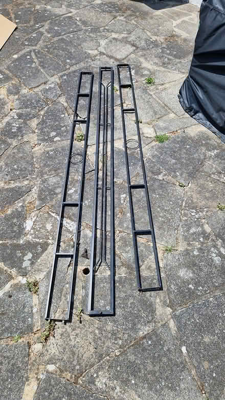 Photo of free Metal frames (Purley) #1
