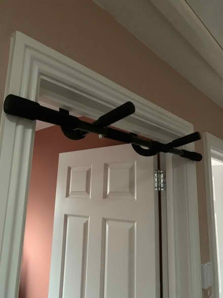 Photo of free Pull up bar (N19) #1