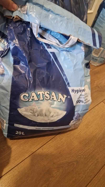 Photo of free Bags of cat litter (BS16) #1