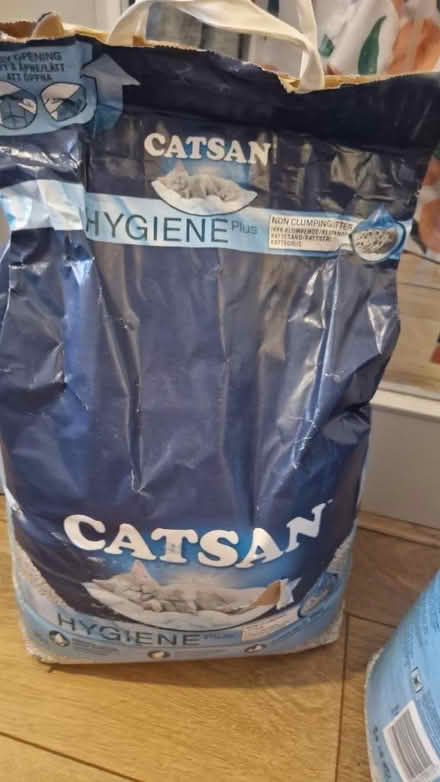 Photo of free Bags of cat litter (BS16) #2