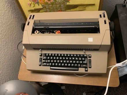 Photo of free IBM Selectric typewriter (Near Washington Square) #1
