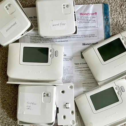 Photo of free Honeywell CH controllers (Royal Leamington Spa CV32) #1